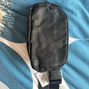 Lululemon Camouflage Everywhere Belt Bag
